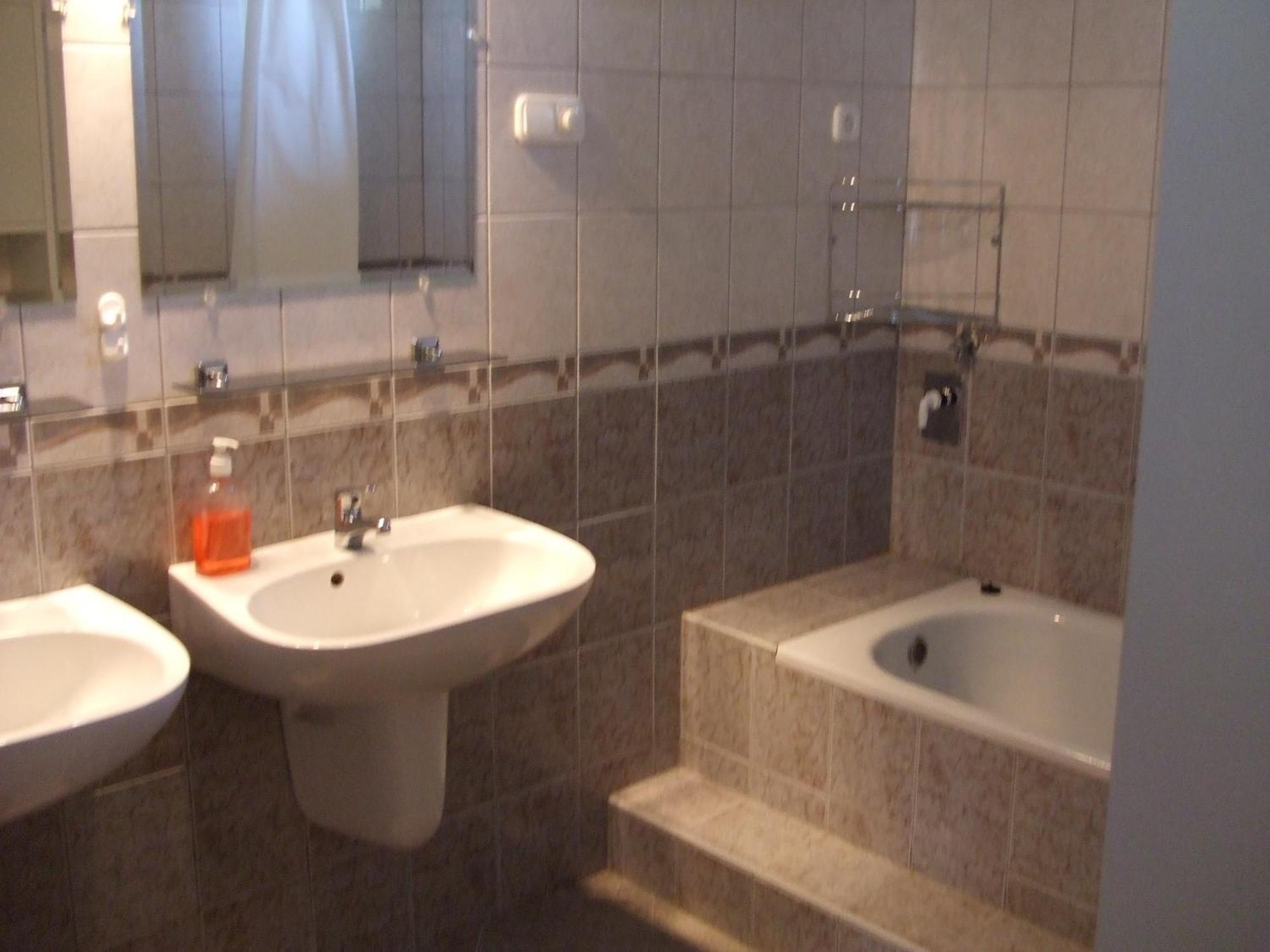 Dorina Apartman Zalakaros Værelse billede